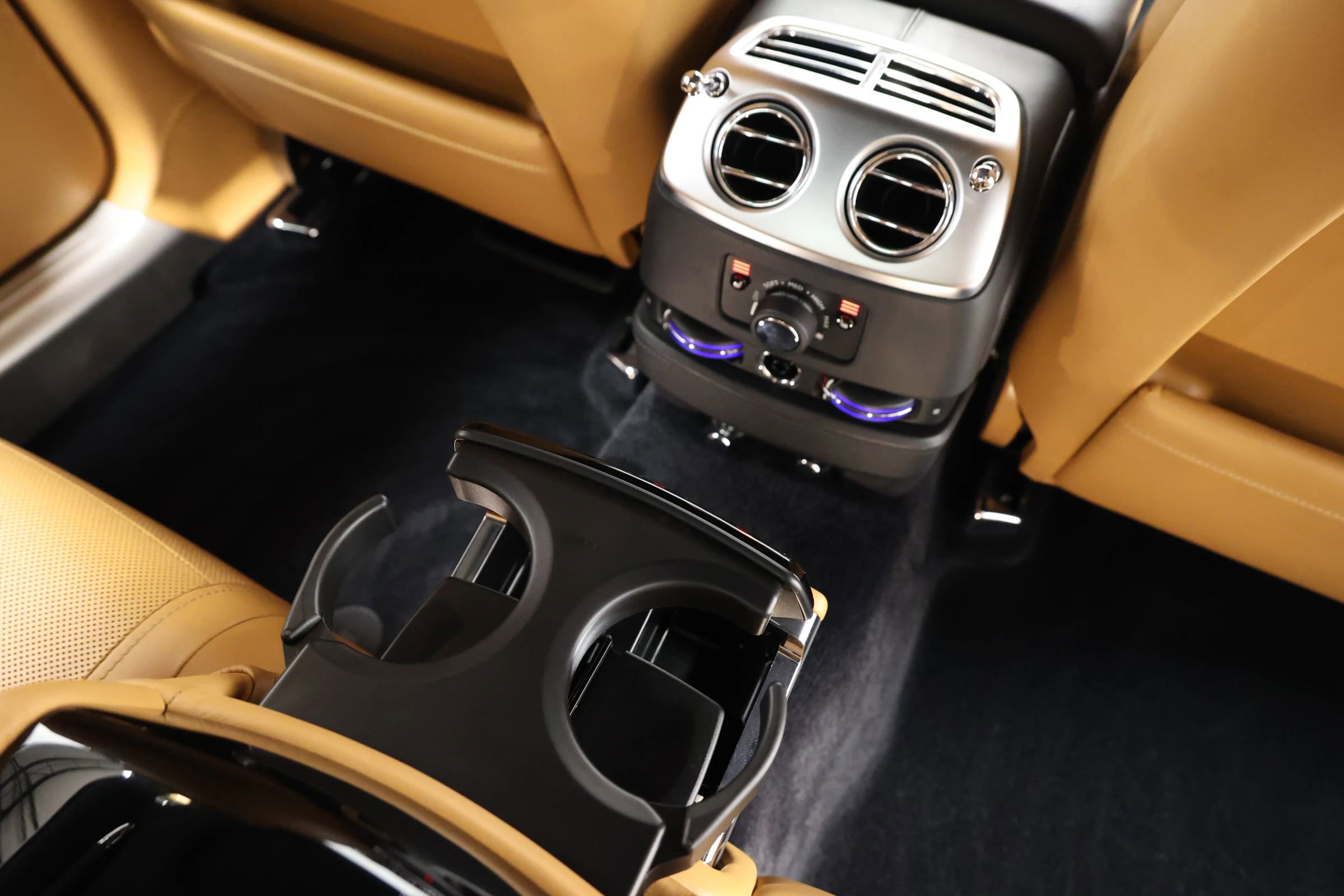 Used 2017 Rolls-Royce Ghost image 76