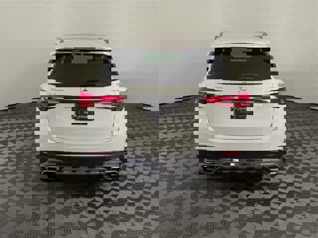 Certified 2026 Mercedes-Benz GLC 300 4MATIC image 4