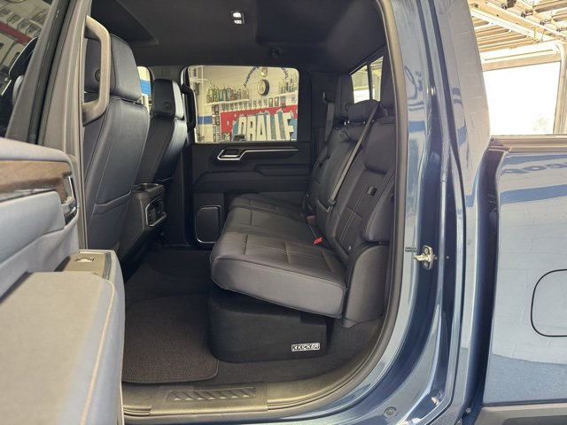 Used 2025 Chevrolet Silverado 2500 High Country w/ Technology Package image 14