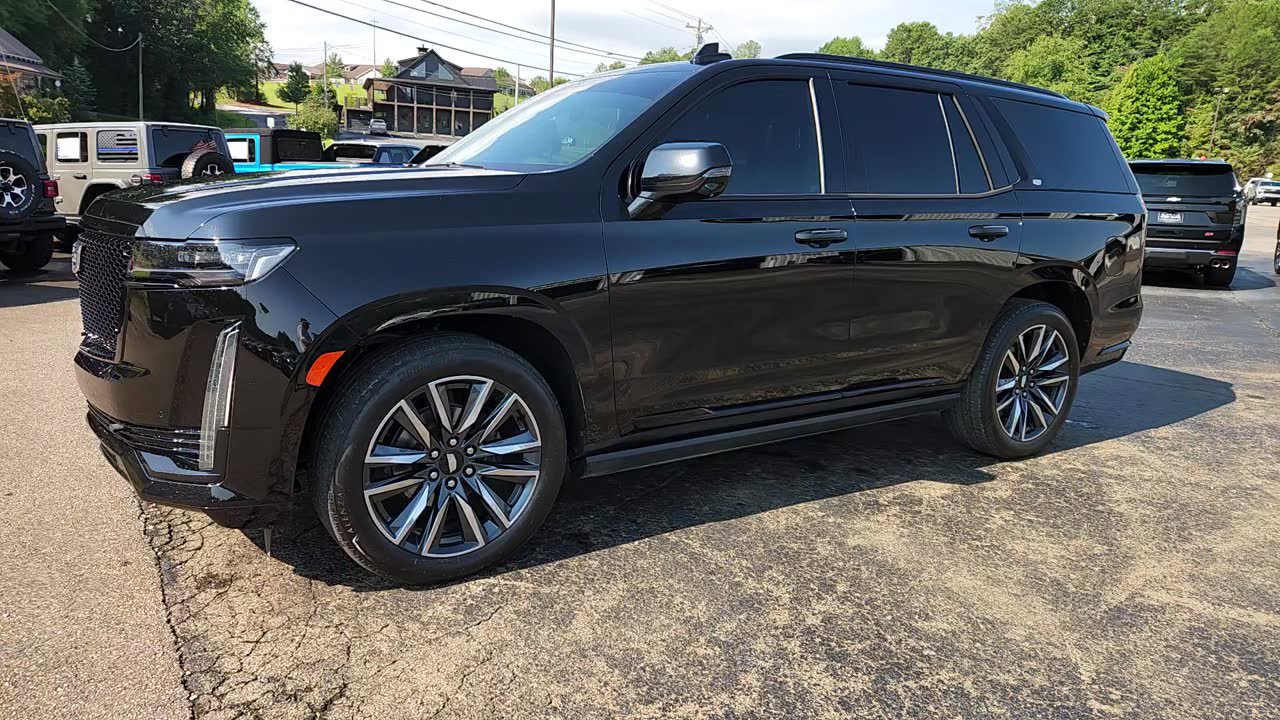 Used 2021 Cadillac Escalade Sport Platinum image 4