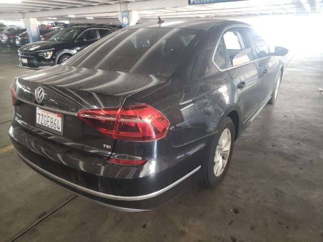 Used 2017 Volkswagen Passat 1.8T S image 3