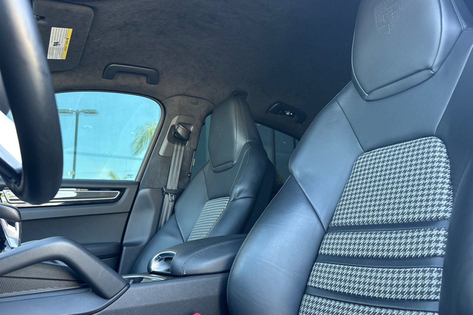 Certified 2023 Porsche Cayenne S AWD/4WD image 5
