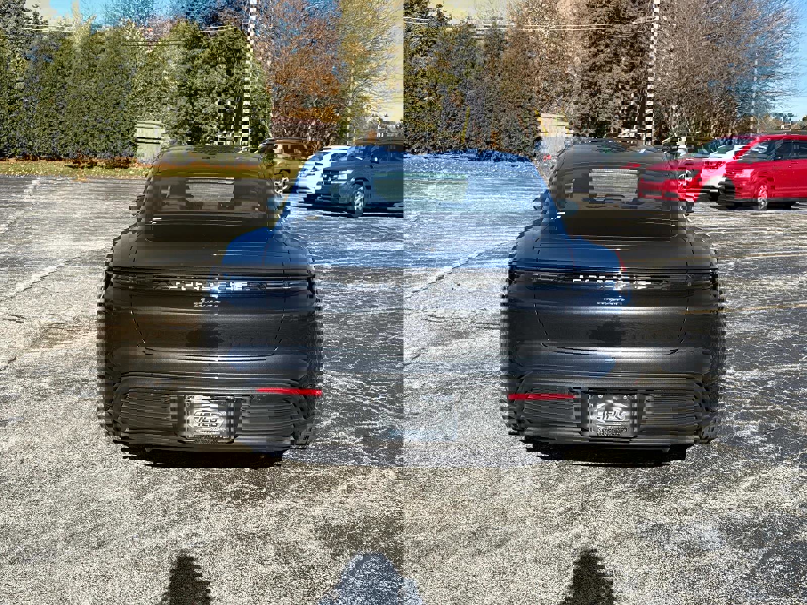 Used 2021 Porsche Taycan image 6