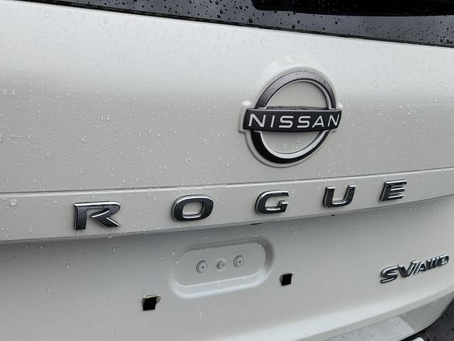 Used 2023 Nissan Rogue SV AWD/4WD image 28