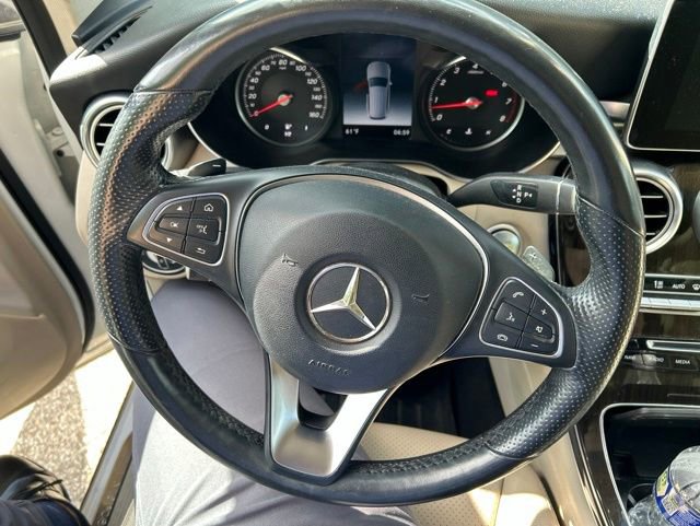 Used 2018 Mercedes-Benz GLC 300 4MATIC image 20