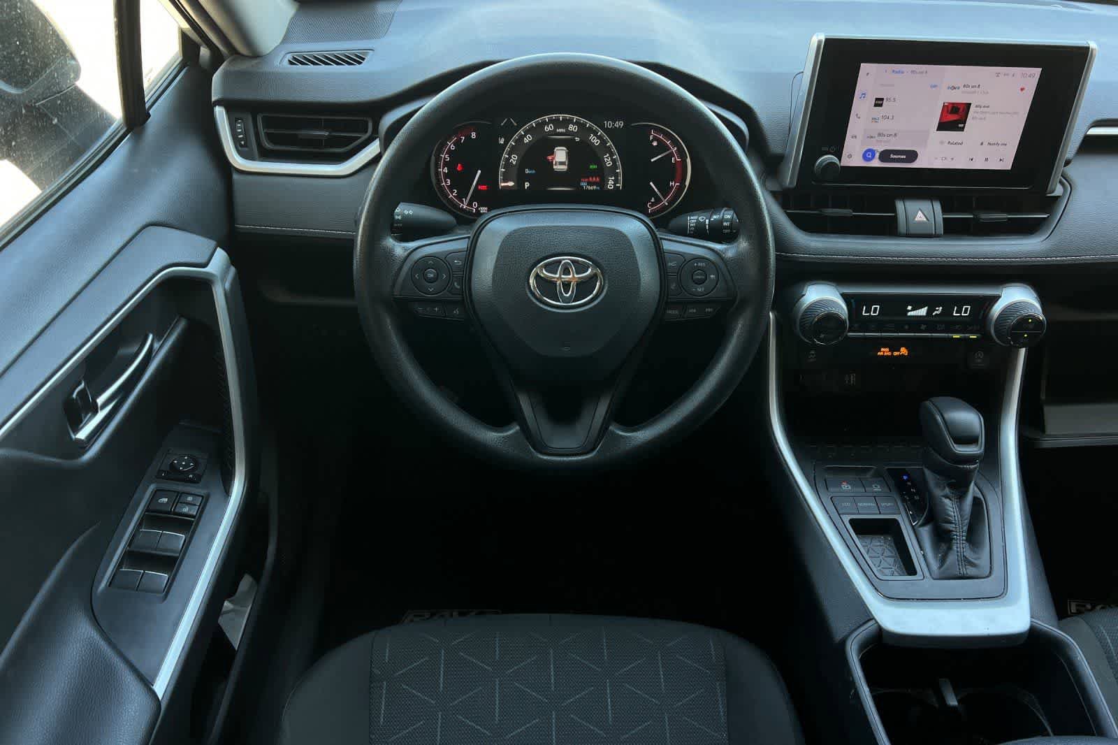 Used 2023 Toyota RAV4 XLE FWD image 16