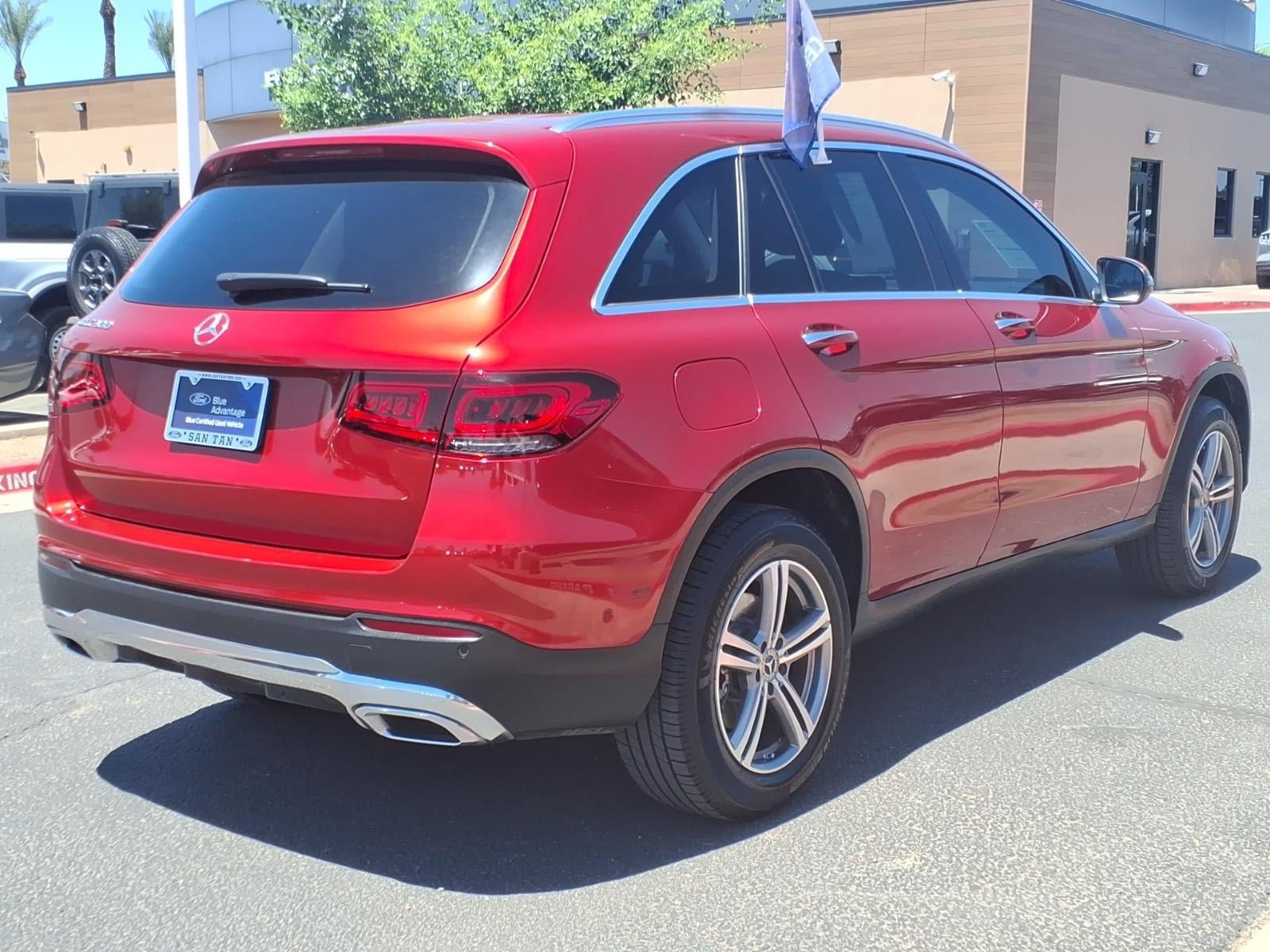 Used 2022 Mercedes-Benz GLC 300 image 4