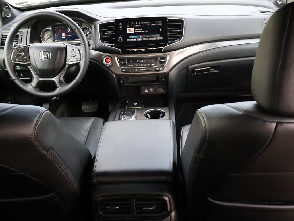 Certified 2025 Honda Passport EX-L image 13