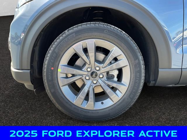 New 2025 Ford Explorer Active w/ Active Comfort Package image 14