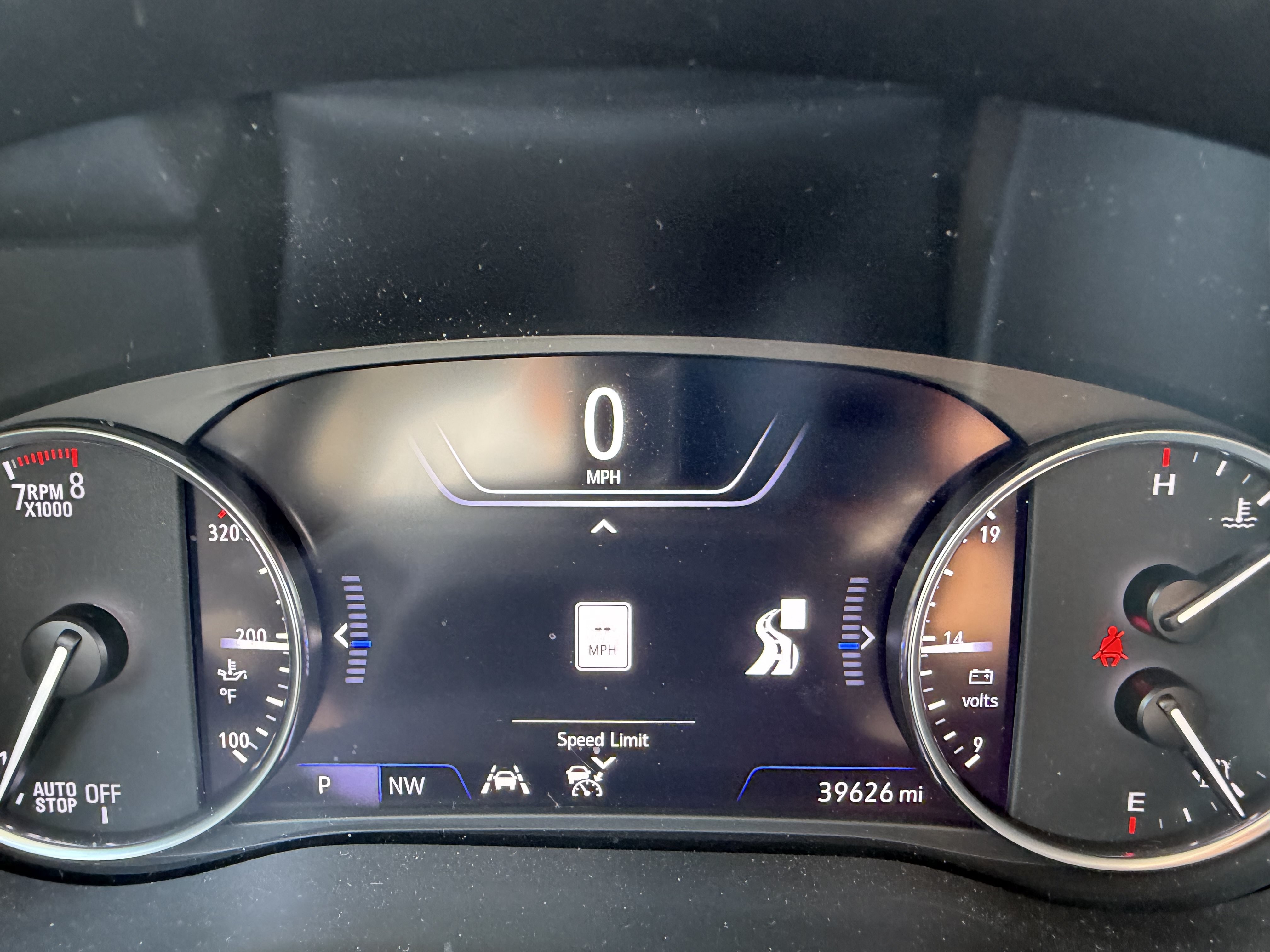 Used 2024 Buick Enclave Avenir AWD/4WD image 15