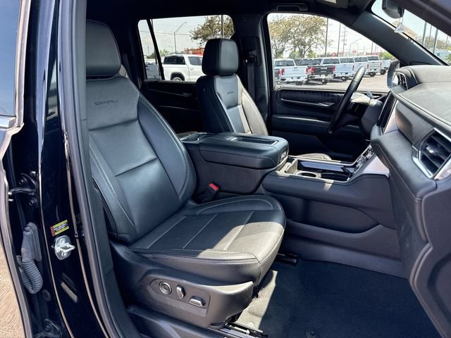 Used 2024 GMC Yukon XL Denali AWD/4WD image 26