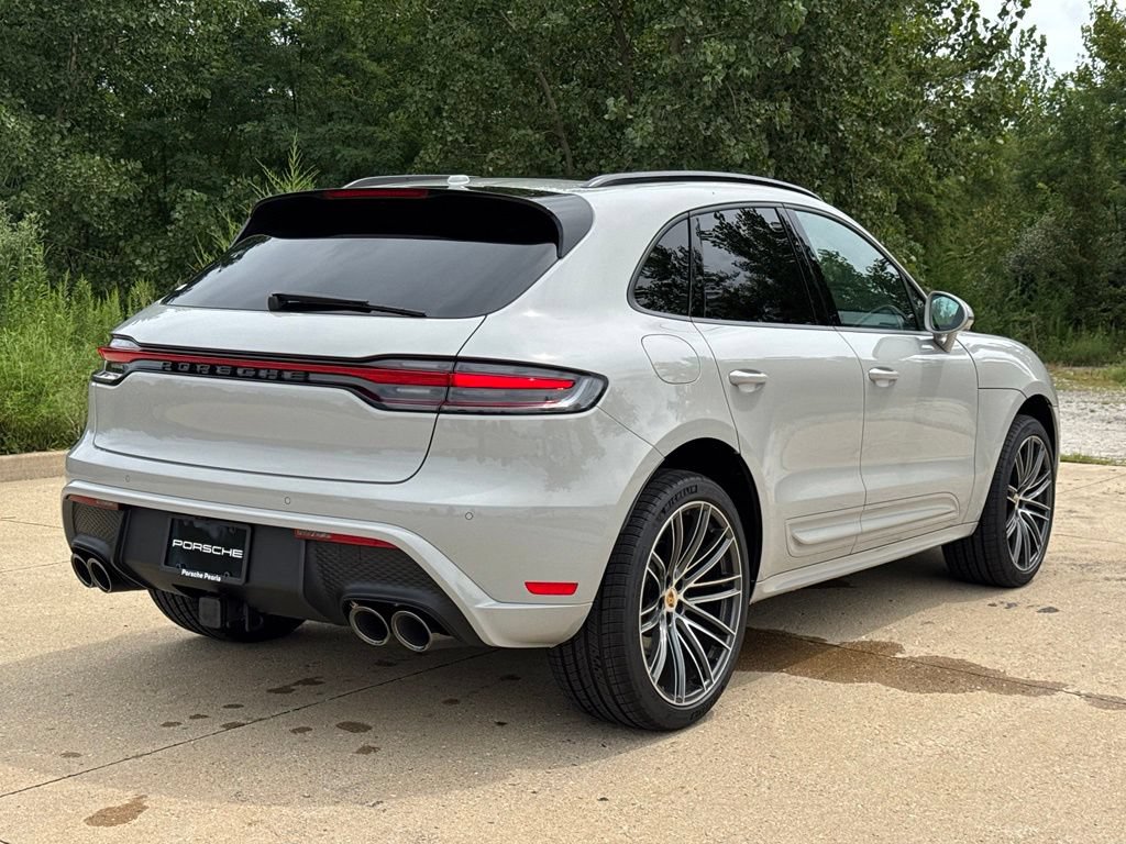 Used 2026 Porsche Macan AWD/4WD image 7