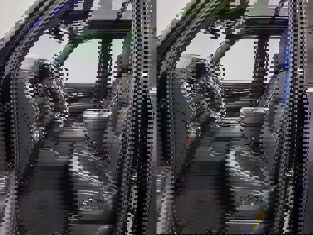 Used 2023 GMC Yukon Denali image 24