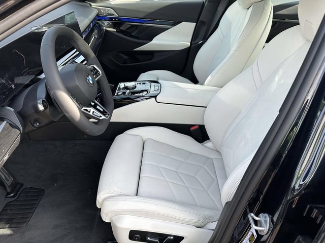 New 2027 BMW 540i xDrive w/ M Sport Package AWD/4WD image 13