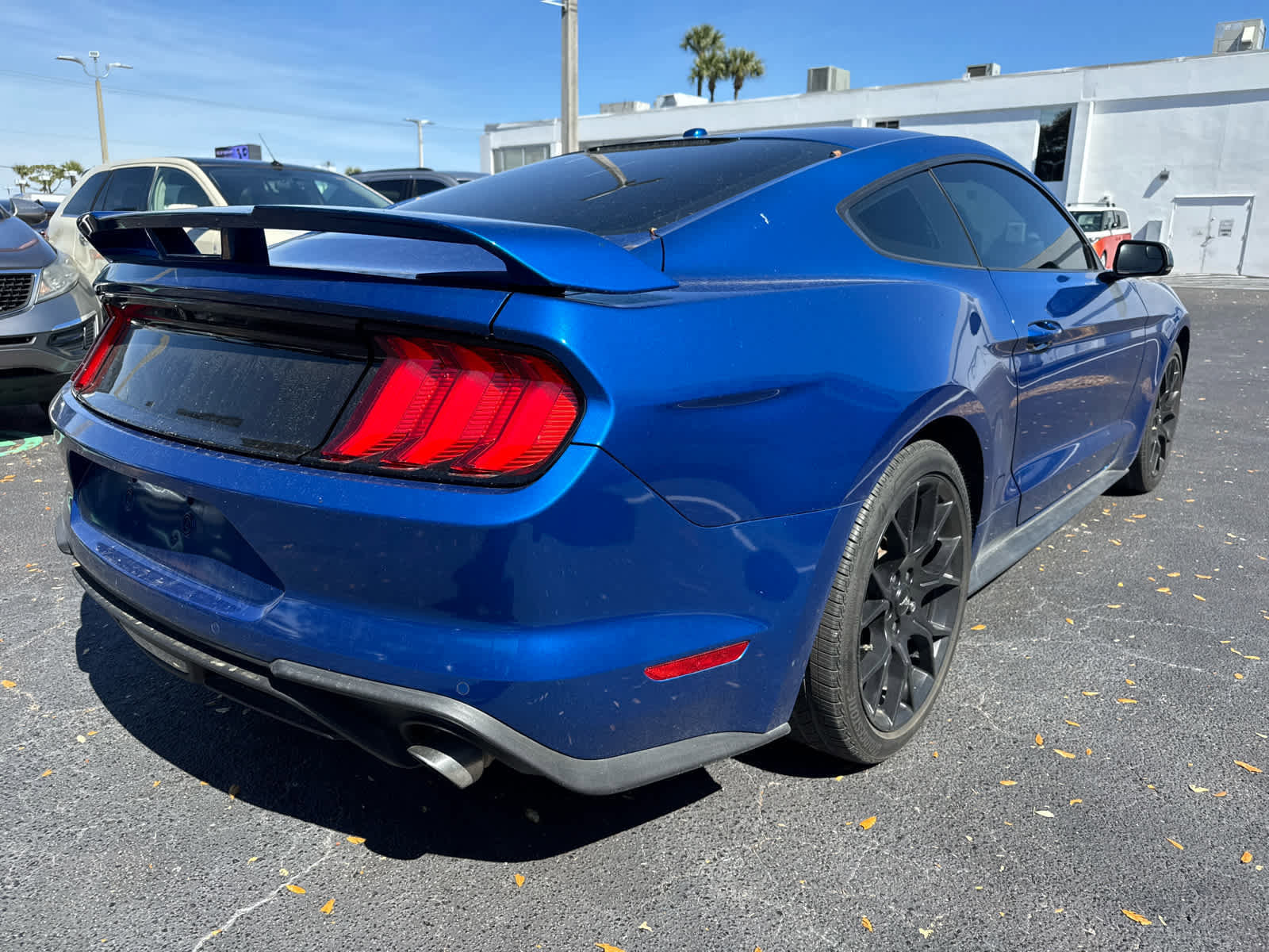 Used 2018 Ford Mustang Premium w/ Ecoboost Performance Package RWD image 6
