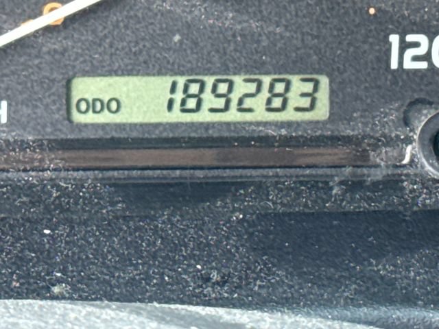 Used 2005 Toyota Sequoia Limited AWD/4WD image 28