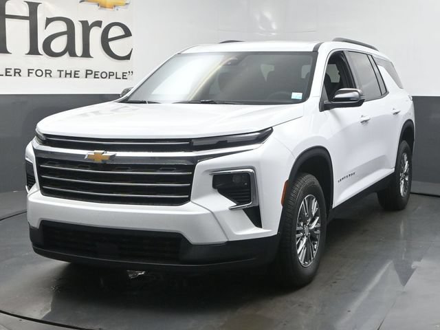 New 2027 Chevrolet Traverse LT w/ LPO, Floor Liner Package AWD/4WD image 7