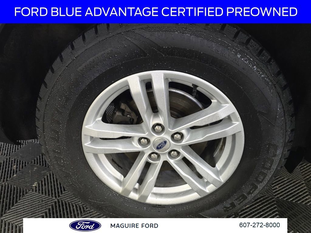 Used 2020 Ford Explorer XLT w/ Equipment Group 202A AWD/4WD image 17