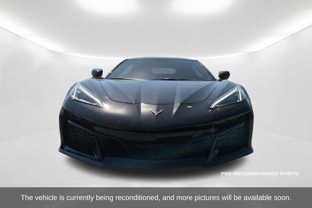 Used 2026 Chevrolet Corvette Z06 RWD image 2