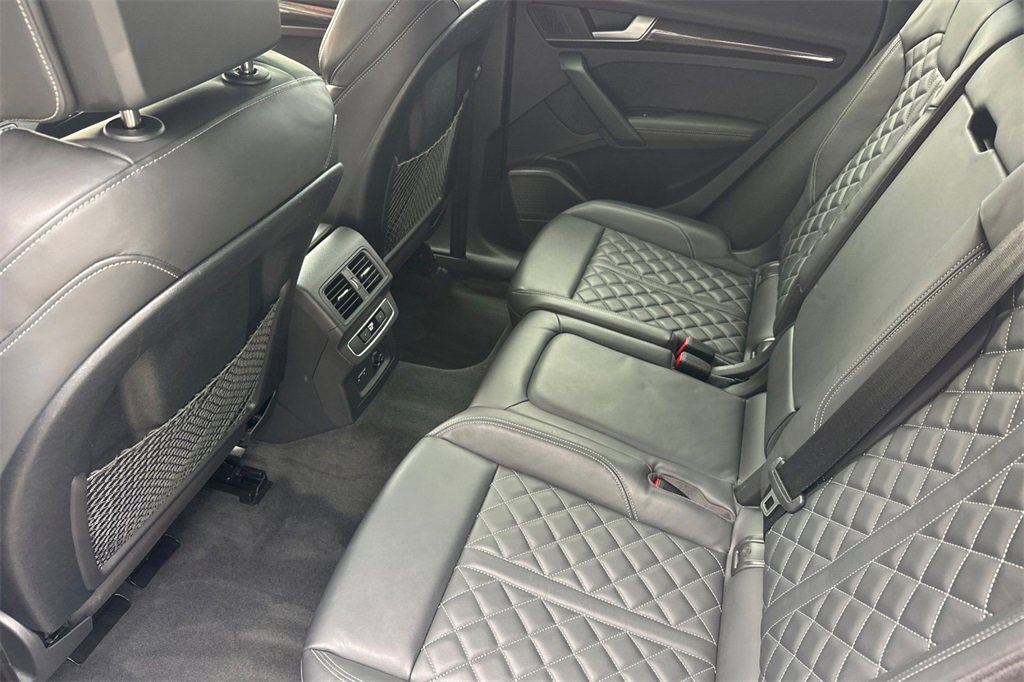 Used 2023 Audi SQ5 Premium Plus w/ Premium Plus Package image 14