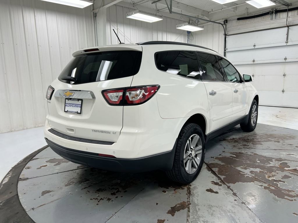 Used 2015 Chevrolet Traverse LT FWD image 3