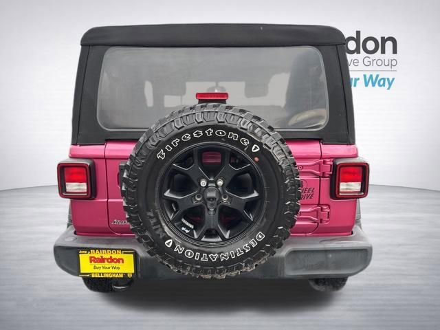 Used 2022 Jeep Wrangler Willys AWD/4WD image 6