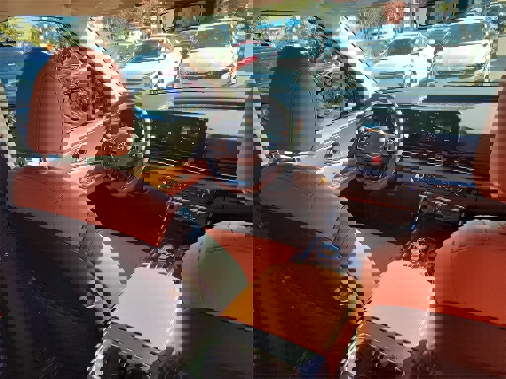 New 2026 Kia Carnival EX image 13