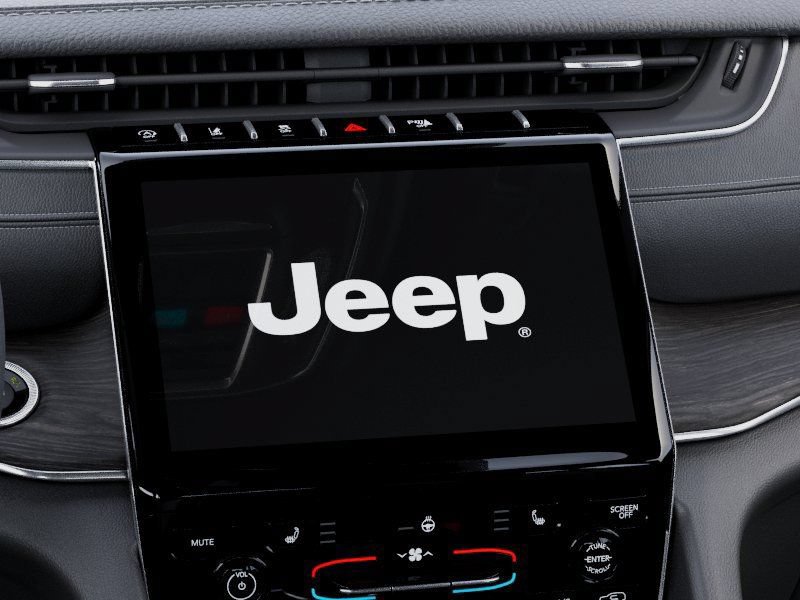 New 2025 Jeep Grand Cherokee Limited w/ Black Appearance Package AWD/4WD image 18