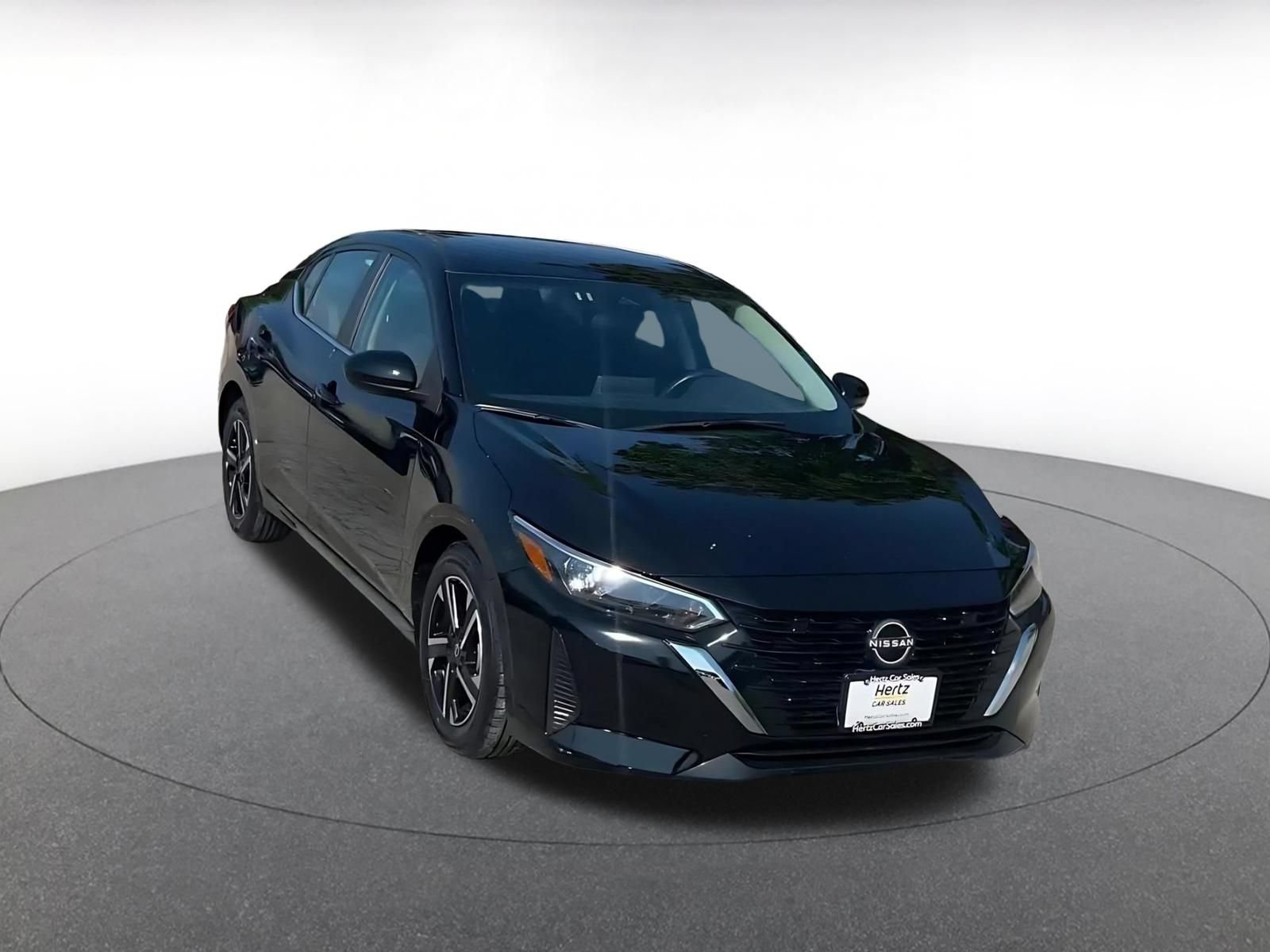 Used 2025 Nissan Sentra SV FWD image 3
