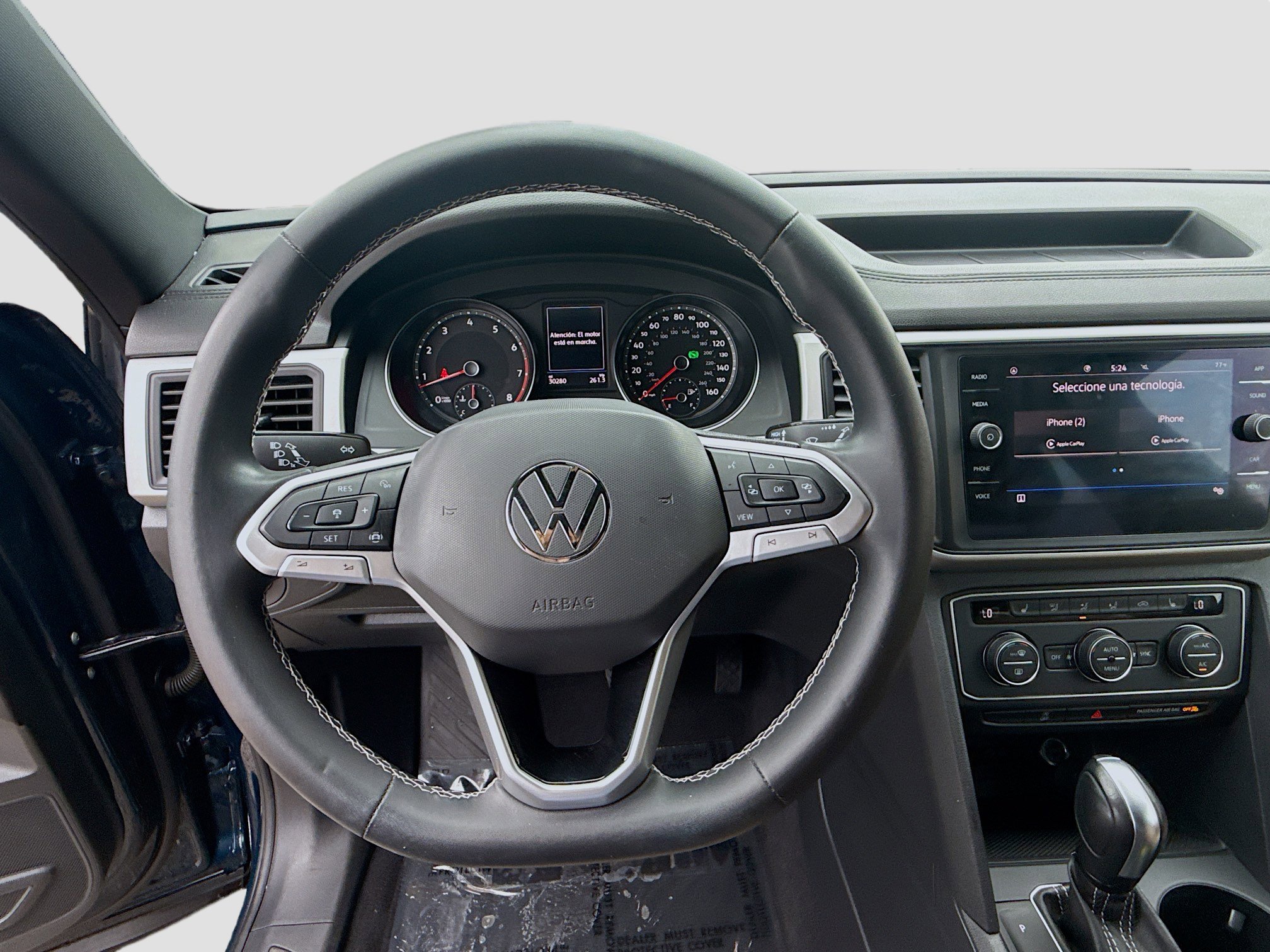 Used 2021 Volkswagen Atlas Cross Sport SE FWD image 10