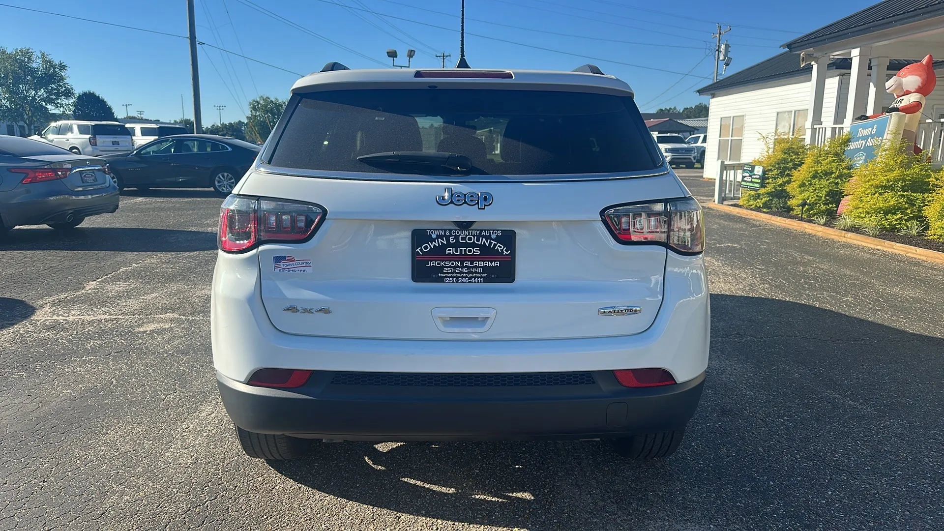 Used 2024 Jeep Compass Latitude image 6
