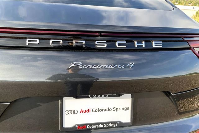 Used 2018 Porsche Panamera 4 AWD/4WD image 31