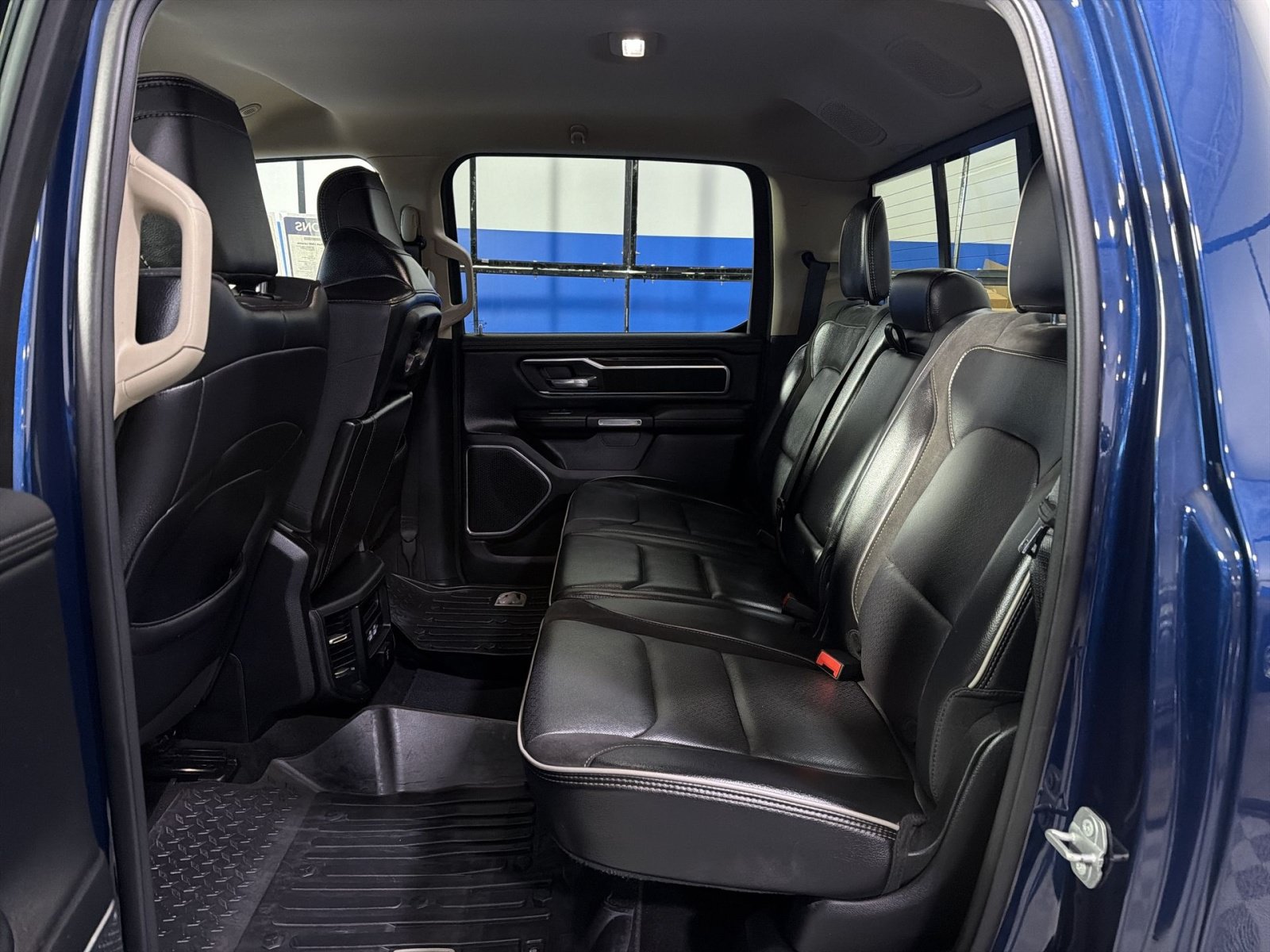 Used 2021 RAM 1500 Laramie AWD/4WD image 27