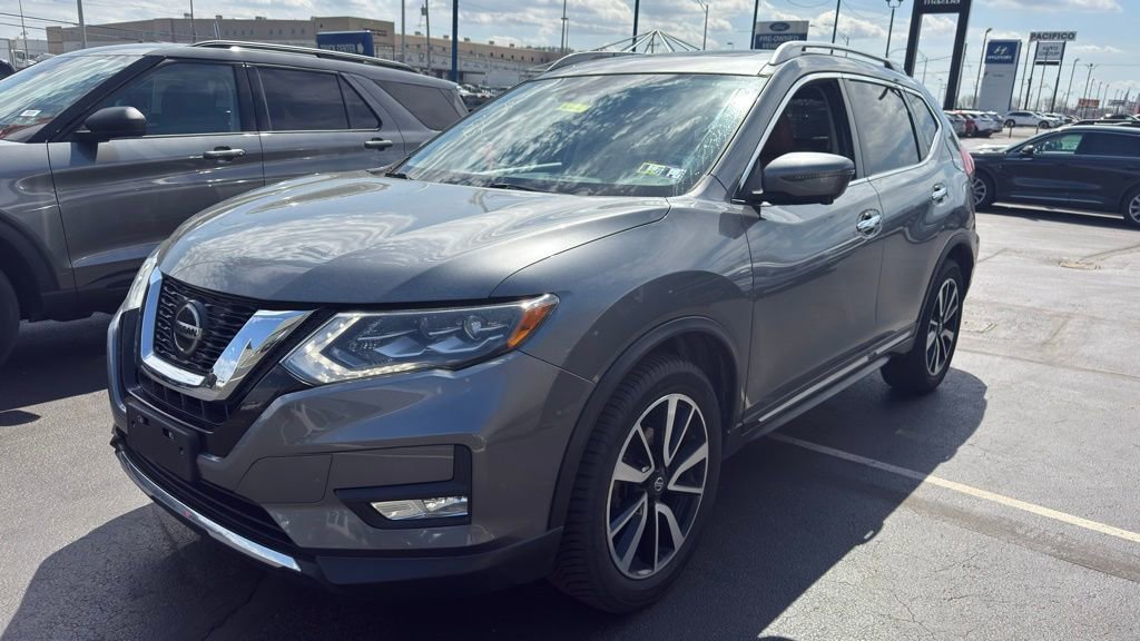 Used 2018 Nissan Rogue SL w/ Premium Package image 6