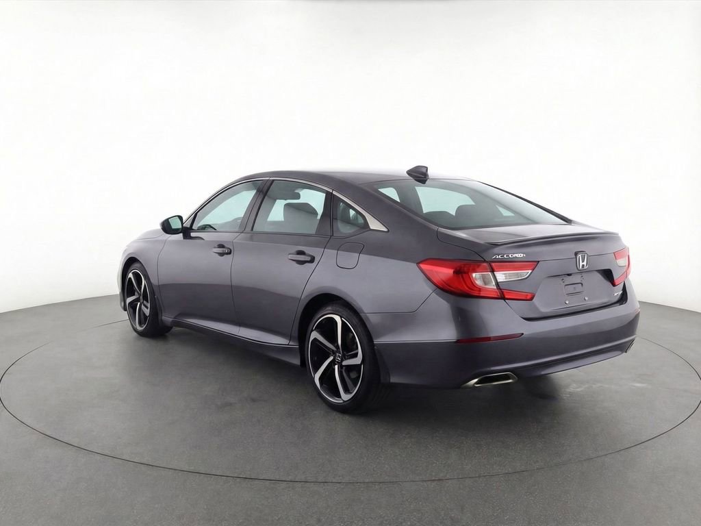 Used 2018 Honda Accord Sport image 4