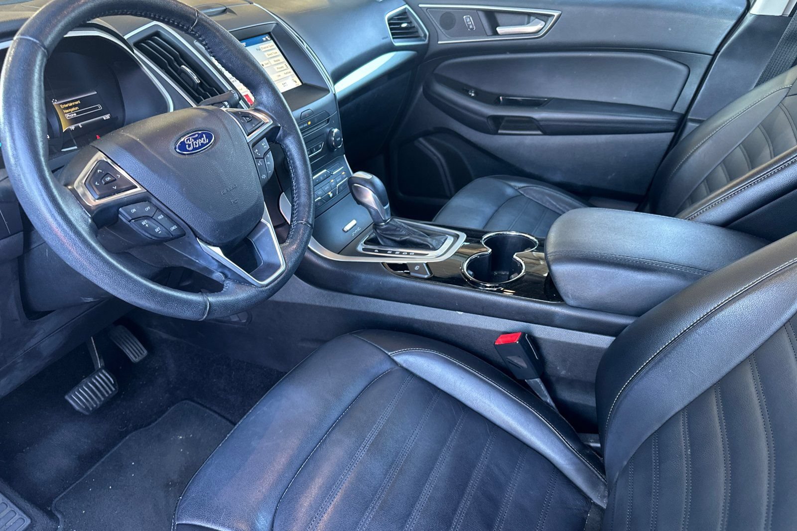 Used 2016 Ford Edge SEL w/ Equipment Group 201A AWD/4WD image 9