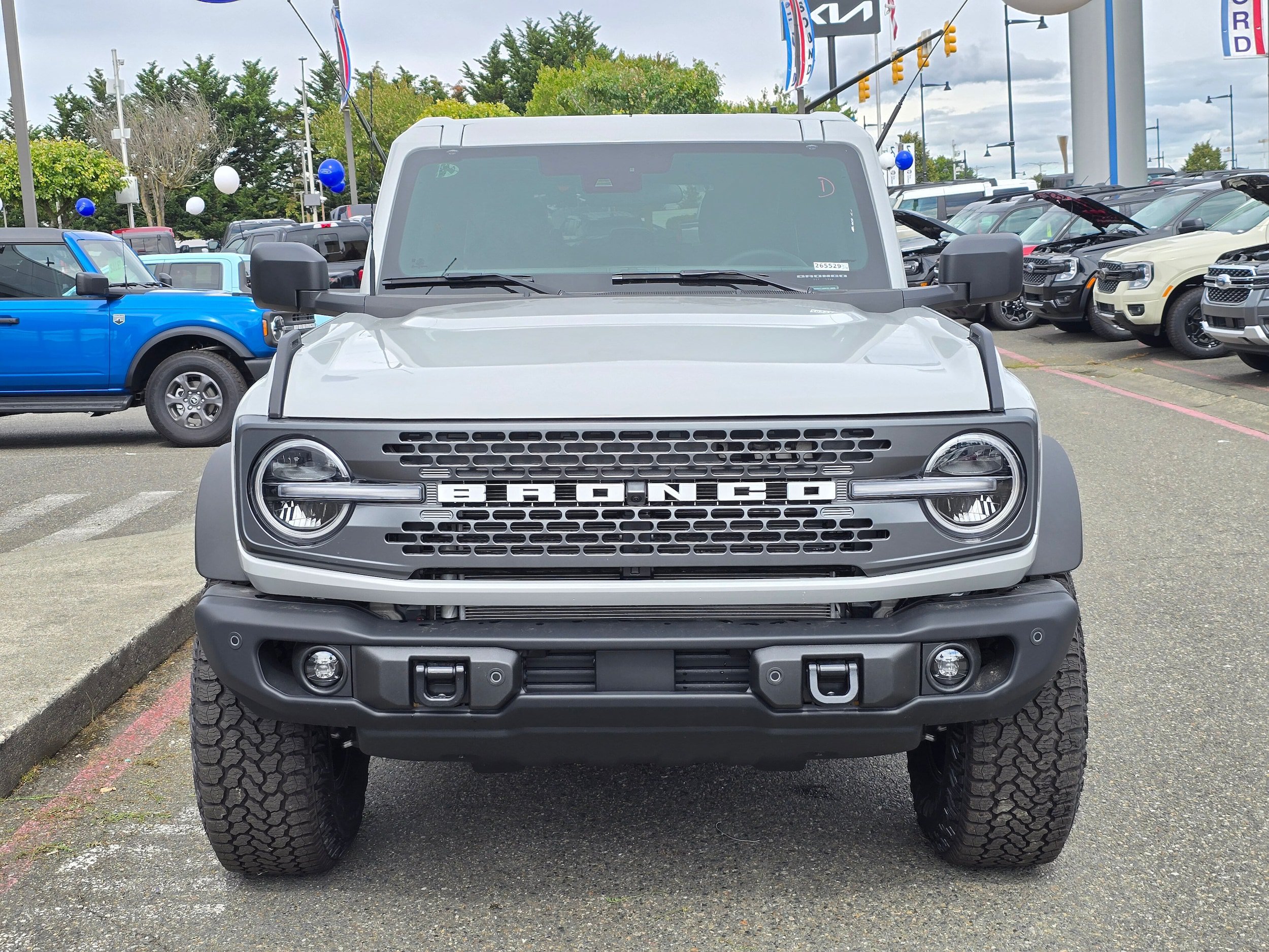 New 2026 Ford Bronco Badlands AWD/4WD image 2