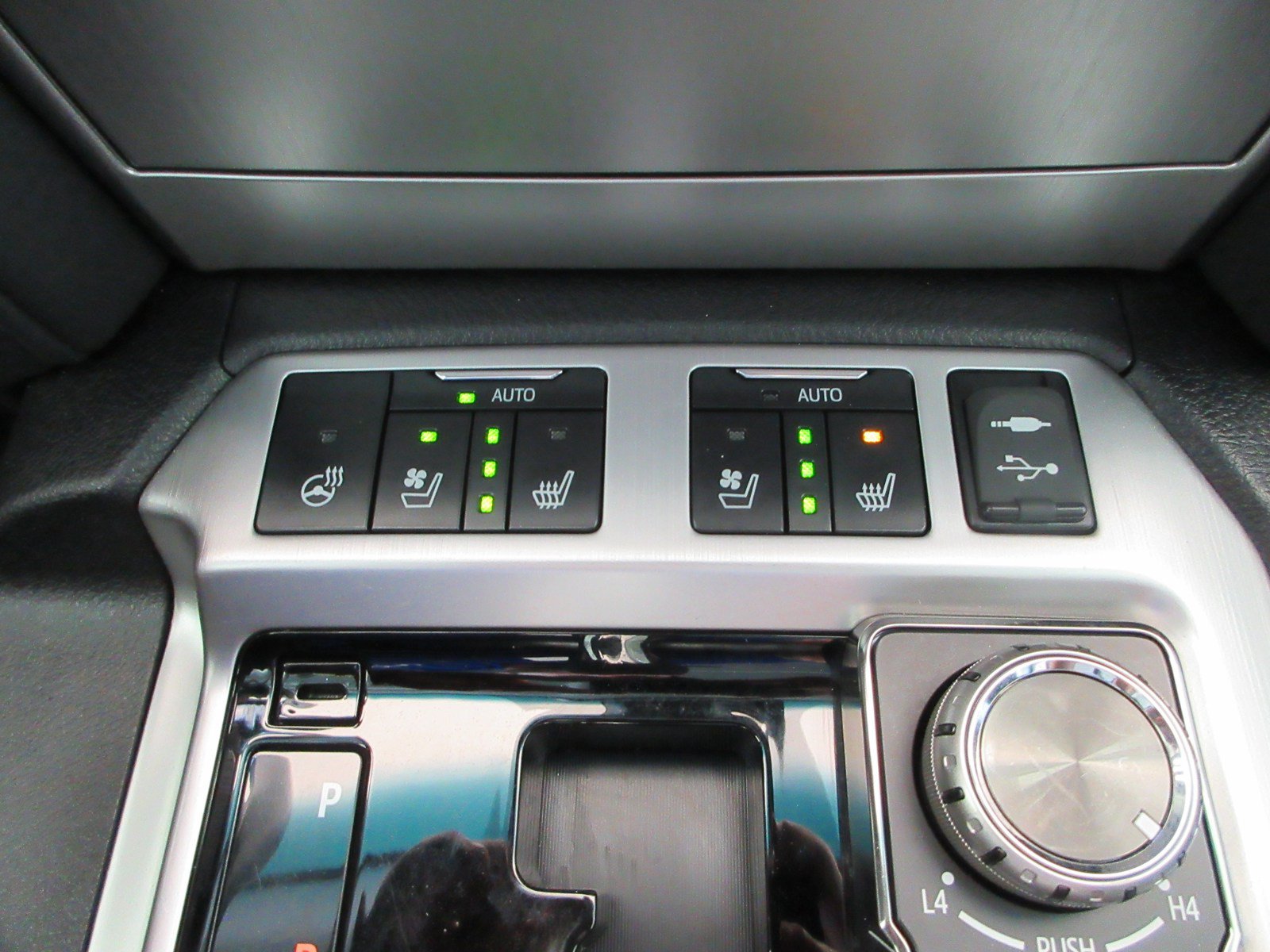 Used 2021 Toyota Land Cruiser AWD/4WD image 53
