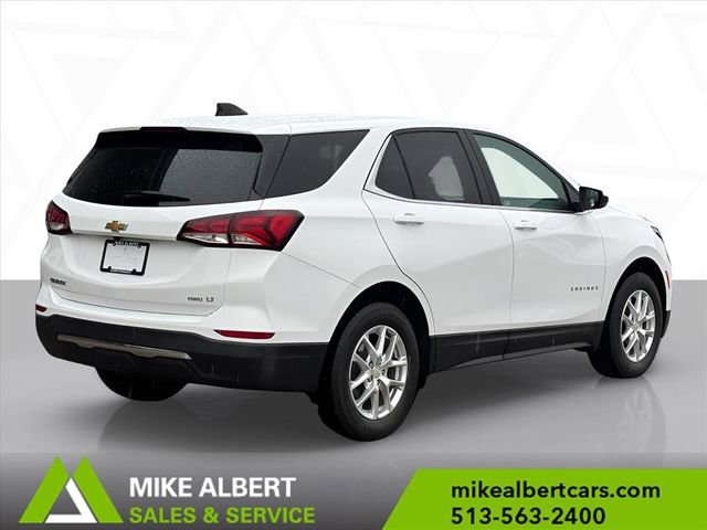 Used 2022 Chevrolet Equinox LT w/ Driver Convenience Package image 4