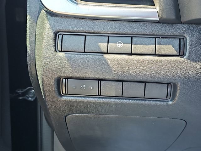 Used 2021 Nissan Rogue SV FWD image 18