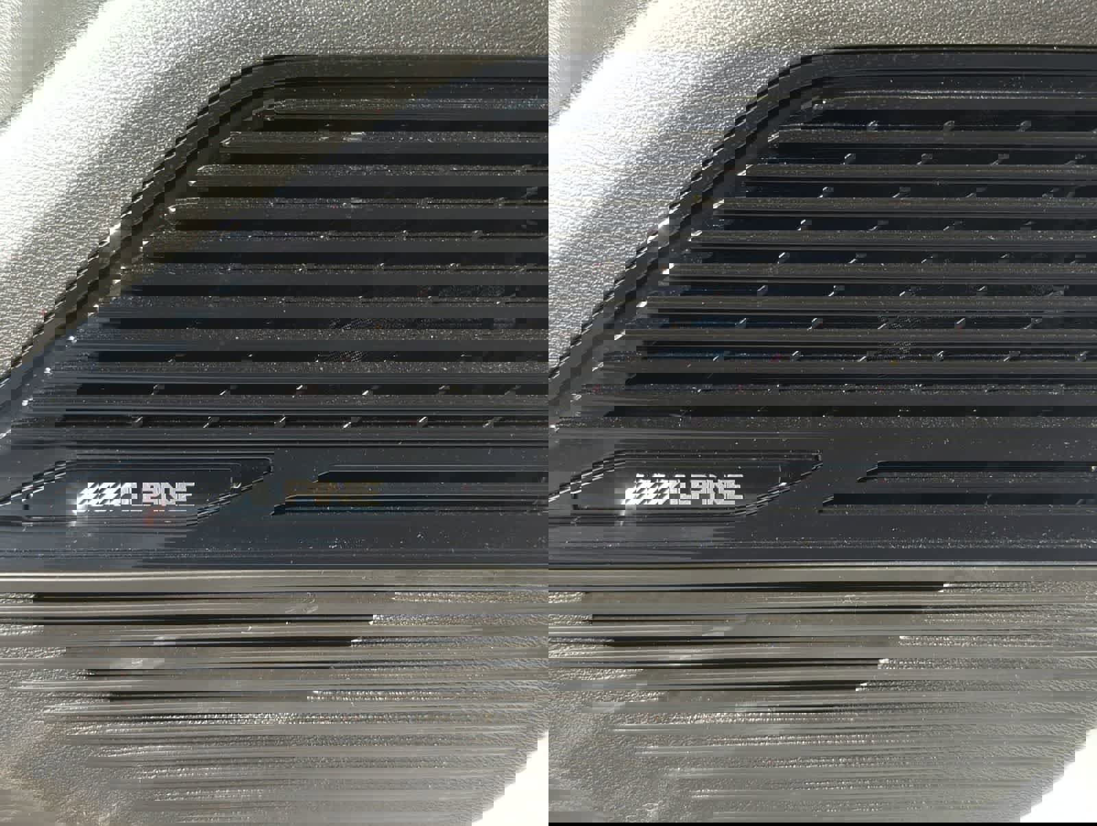 New 2026 Jeep Cherokee Overland image 32