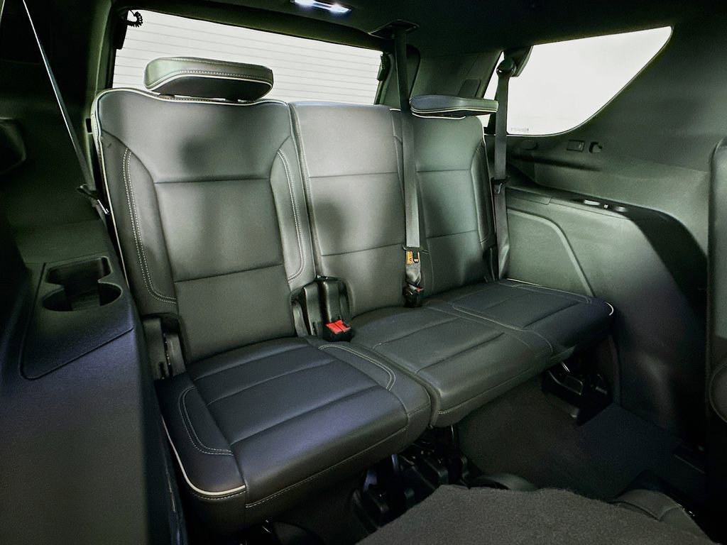 Used 2024 Chevrolet Tahoe Premier AWD/4WD image 38