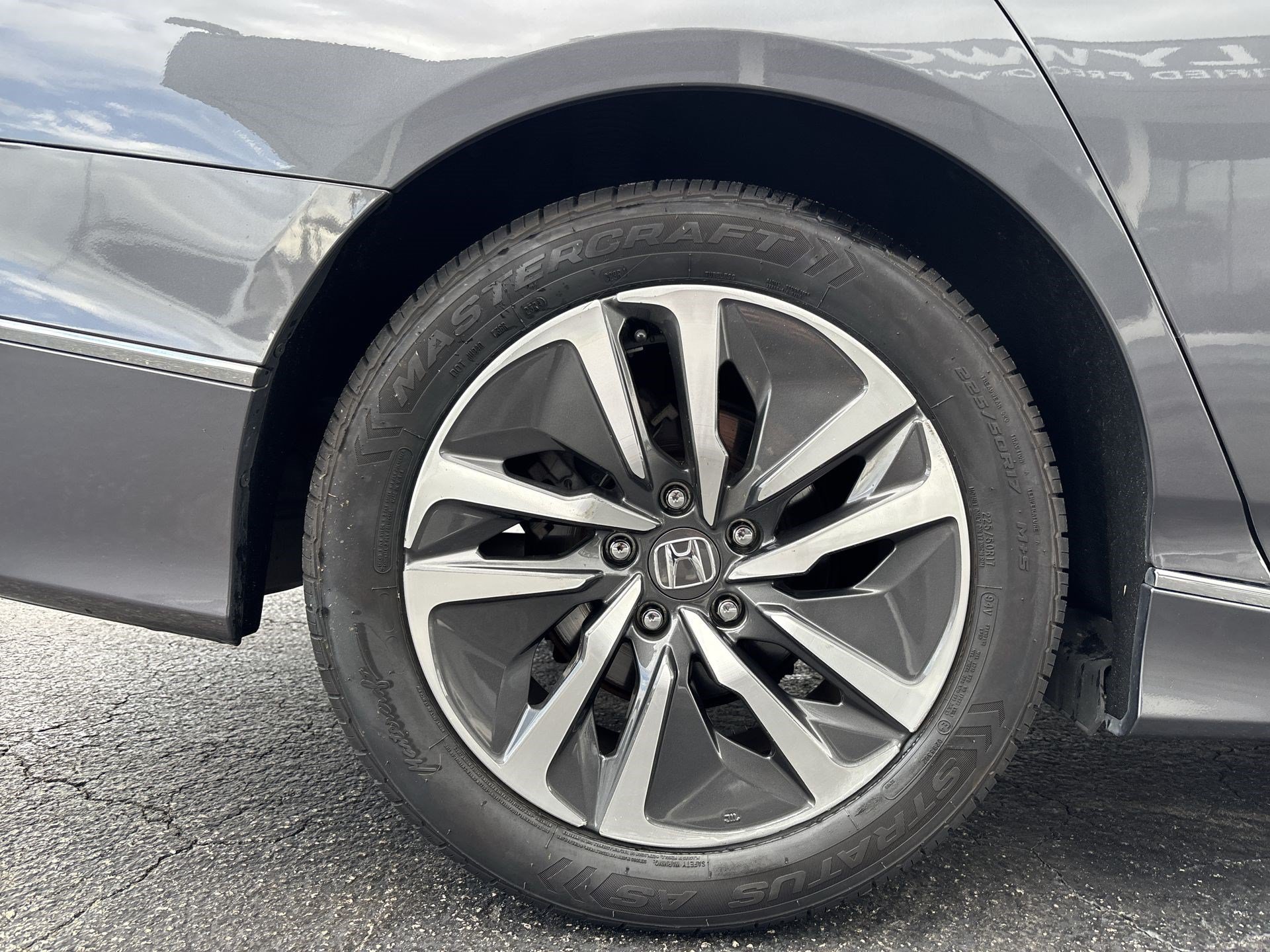 Used 2022 Honda Accord EX-L image 18