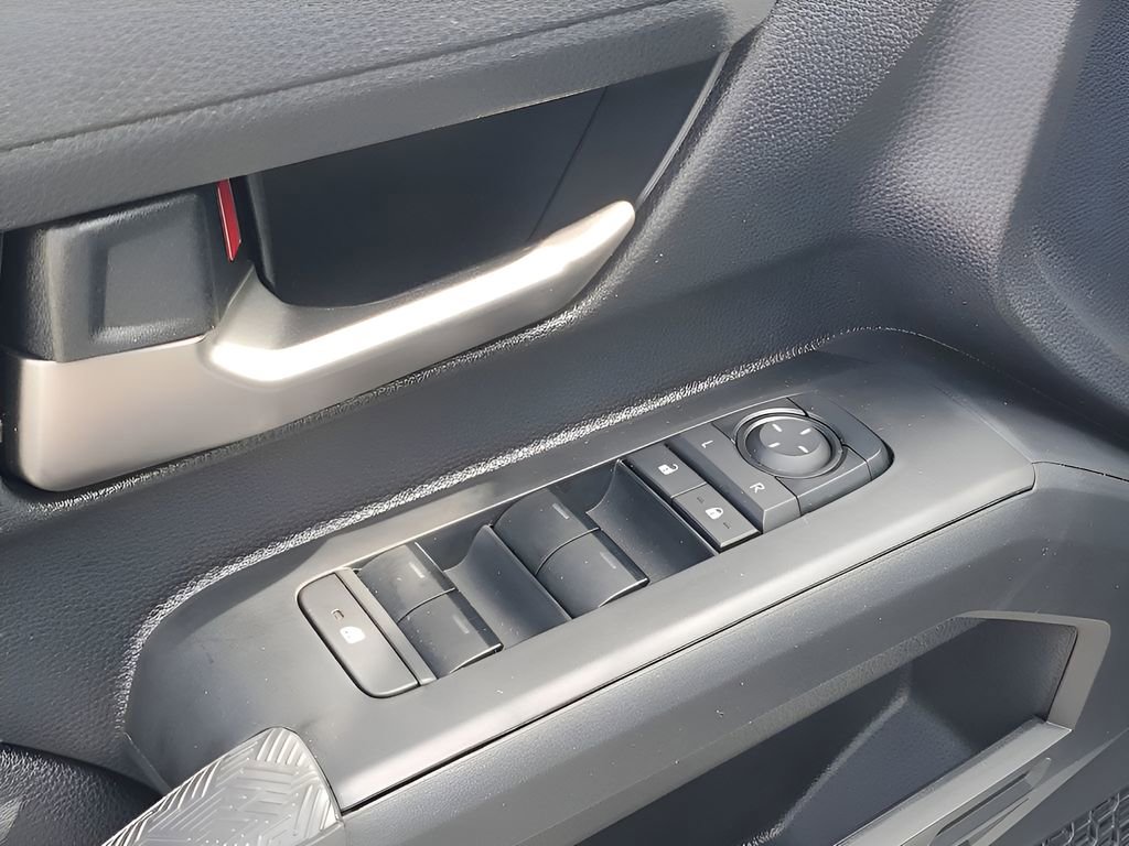 Used 2025 Toyota Tacoma TRD Sport image 45