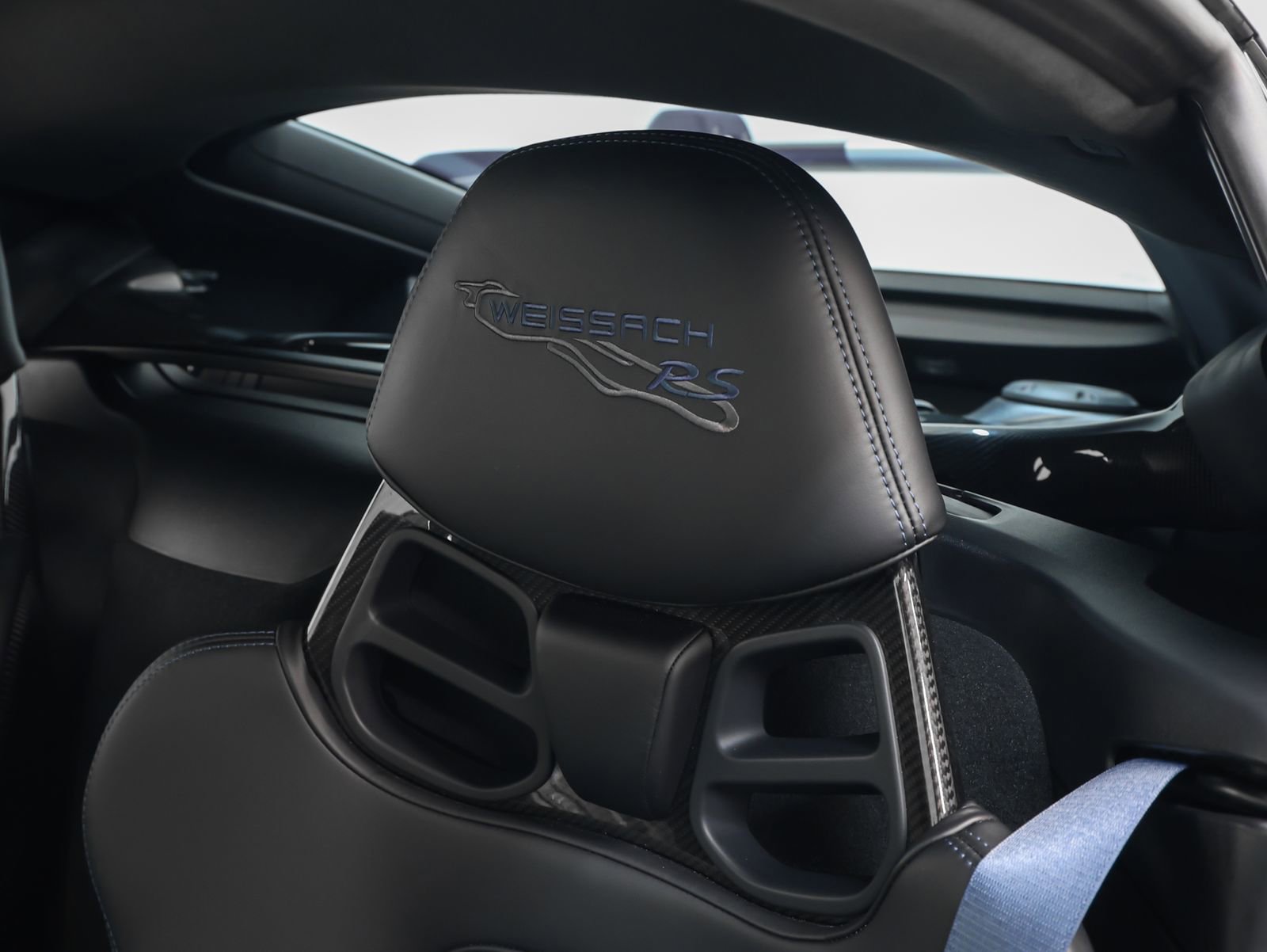 Certified 2025 Porsche 718 Cayman GT4 RS image 69