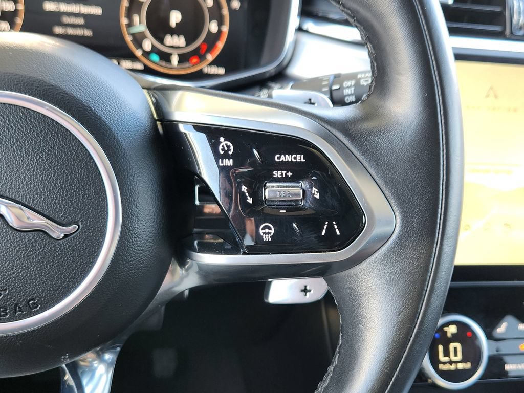 Used 2024 Jaguar F-PACE R-Dynamic S AWD/4WD image 18