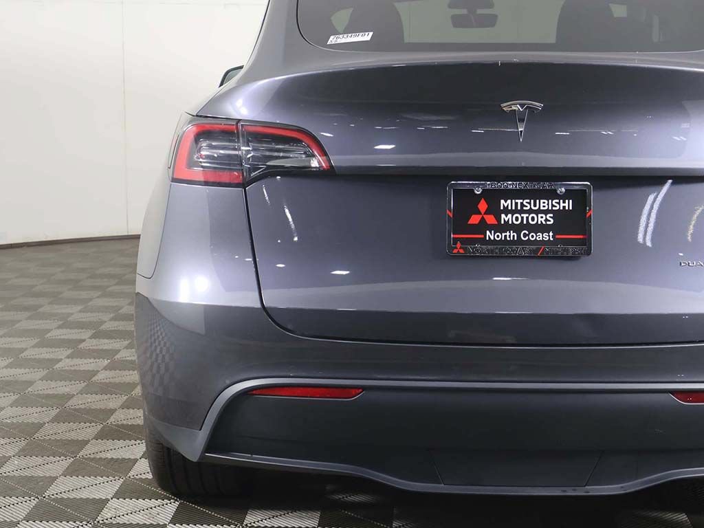 Used 2023 Tesla Model Y Long Range AWD/4WD image 19