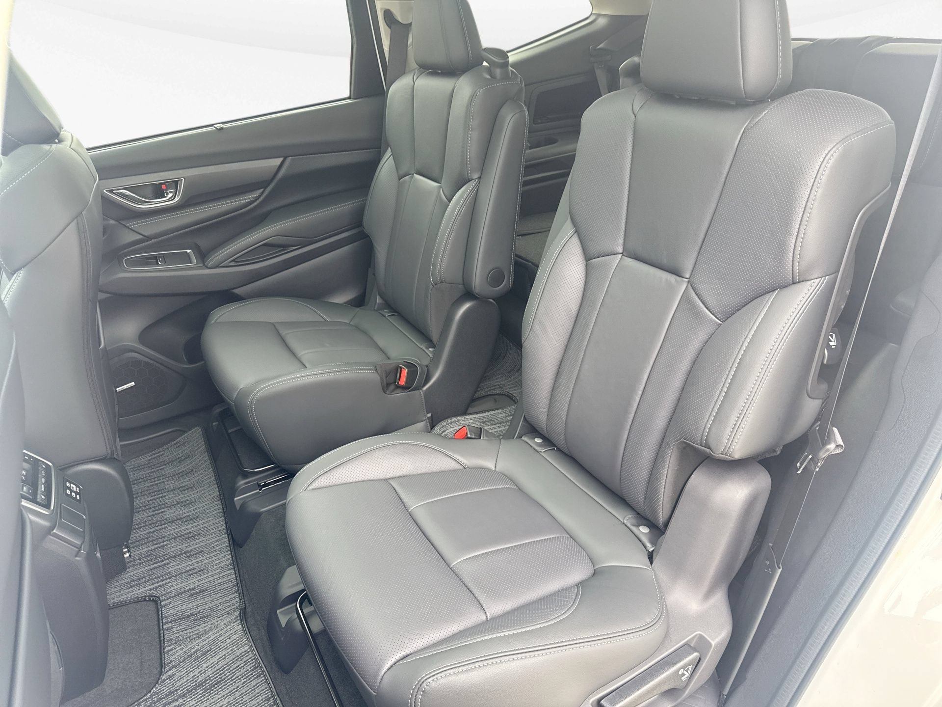New 2026 Subaru Ascent Limited AWD/4WD image 26