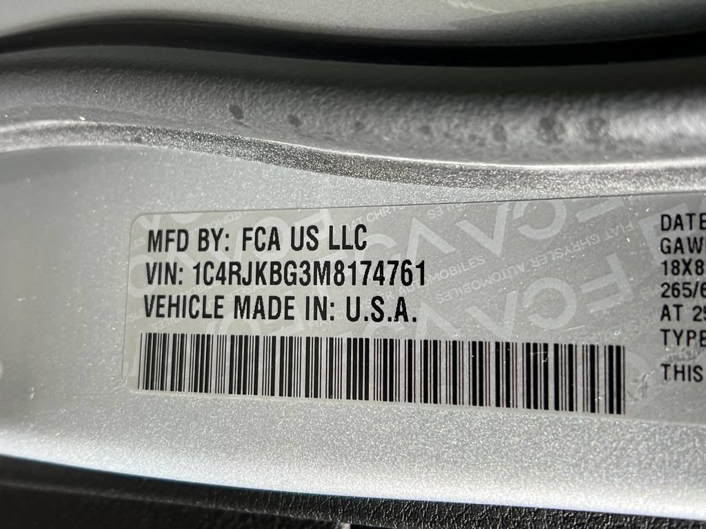 Used 2021 Jeep Grand Cherokee L Limited AWD/4WD image 29