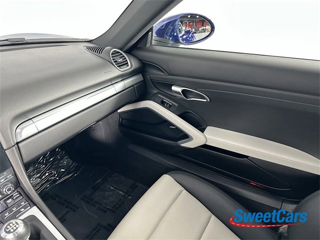 Used 2024 Porsche 718 Cayman Style Edition image 25